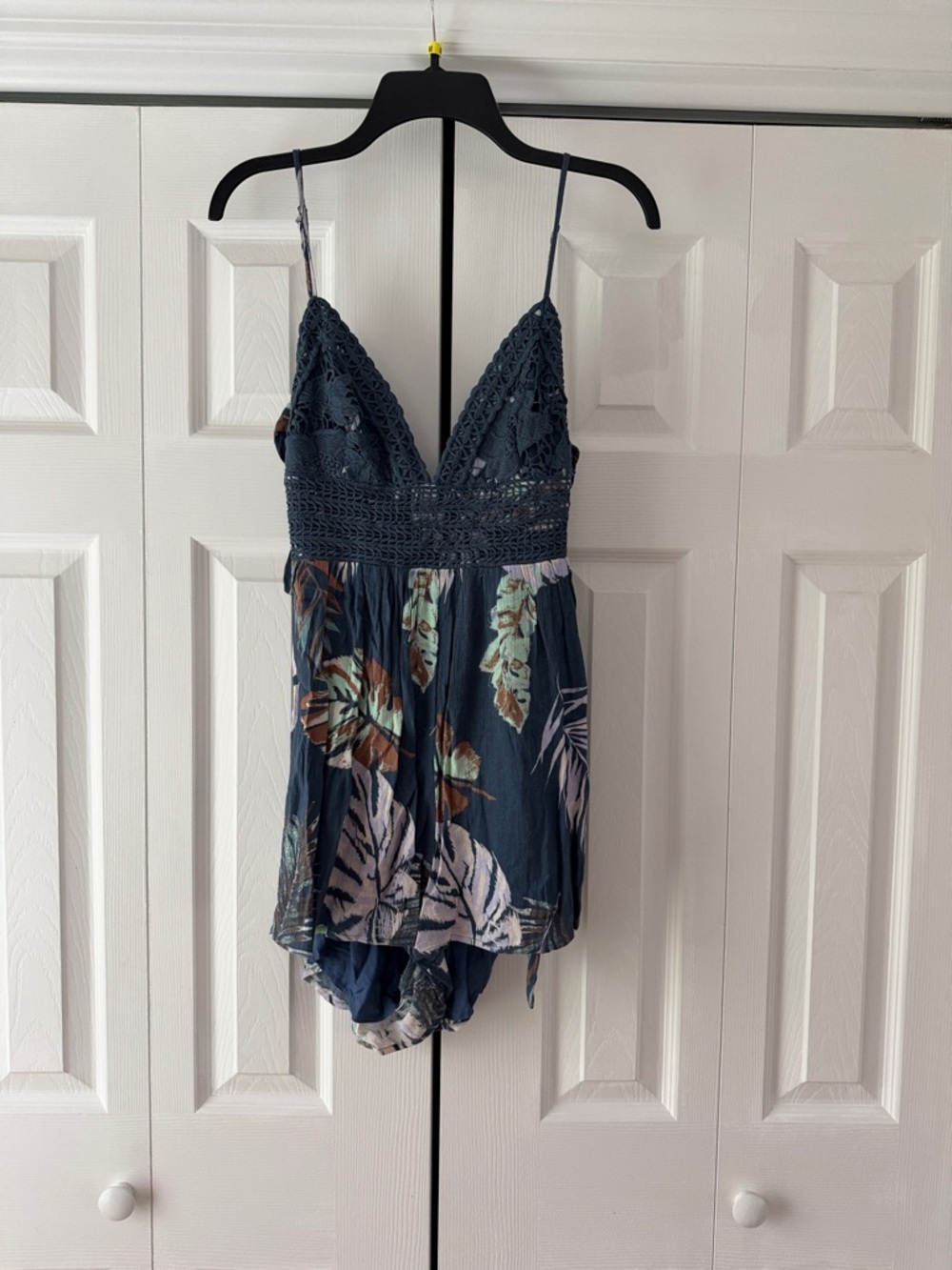 ILLA ILLA Navy Blue Crochet Bodice Floral Mini Dress